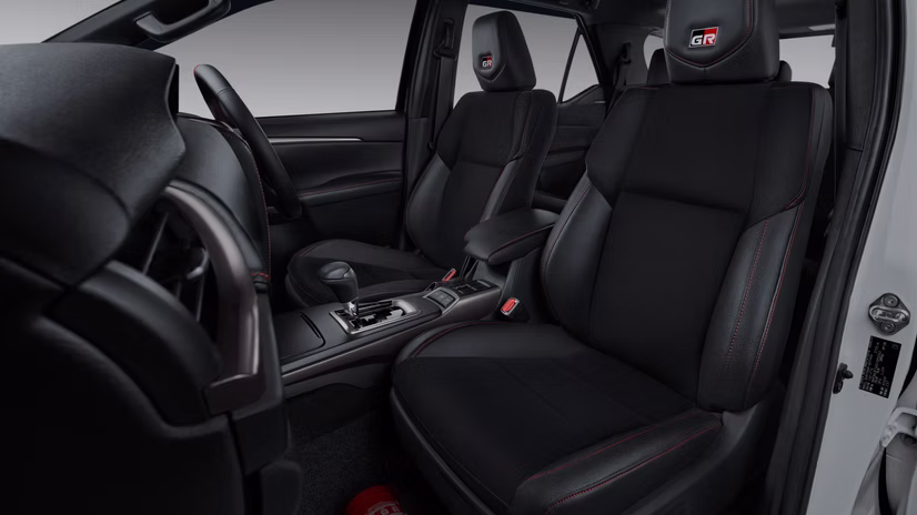 new-fortuner-gr-sport-transmisi