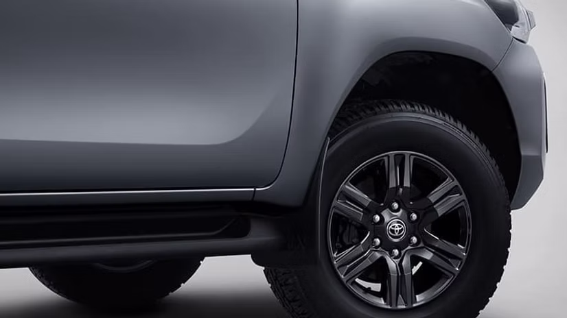 hilux-d-cab-weels